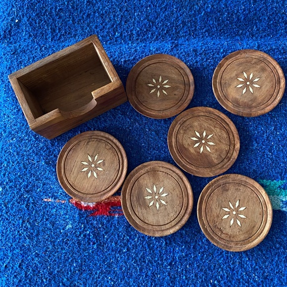 VTG Wooden Coaster Set of 6! - Picture 4 of 9